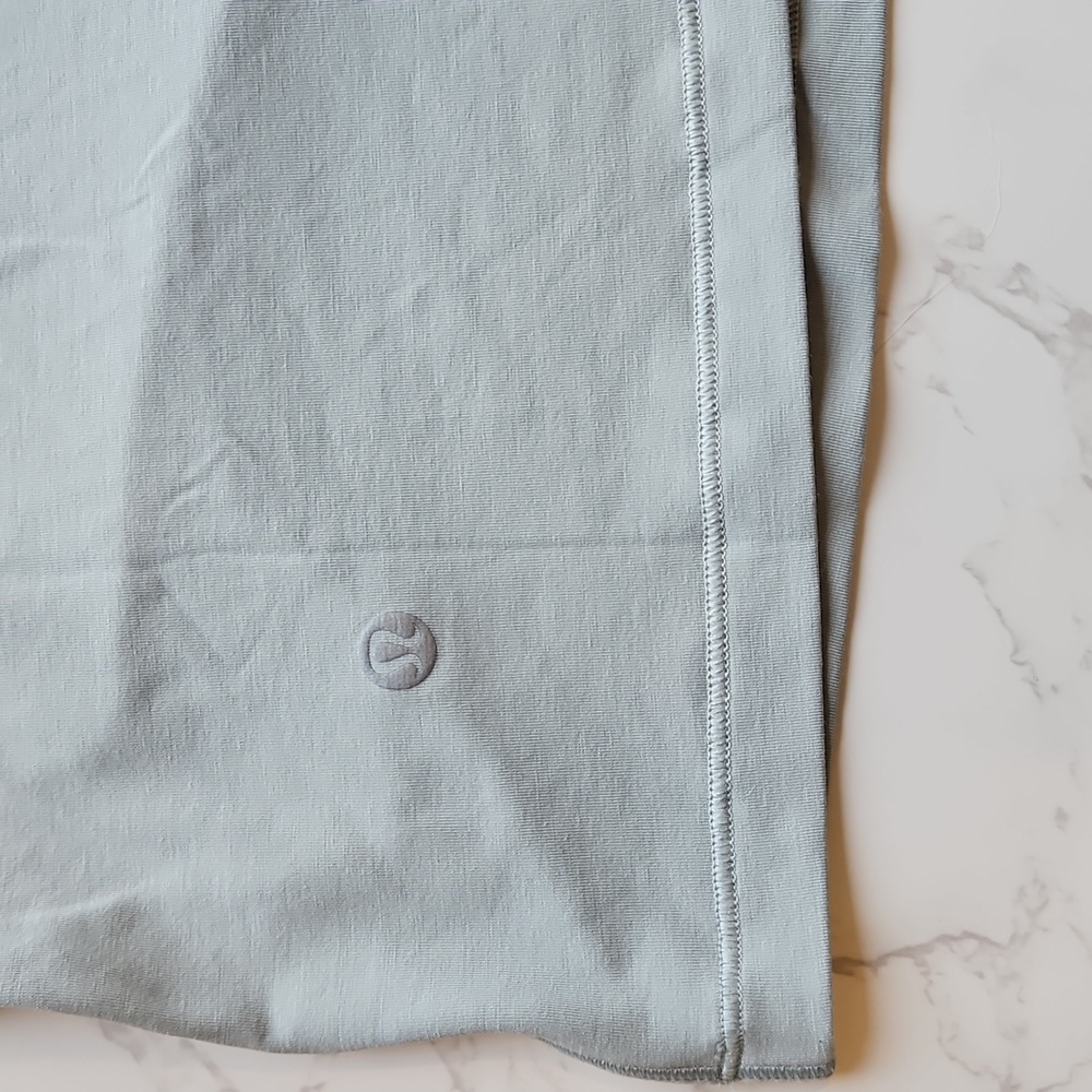 Lululemon Gray/Aqua Cropped Boxy Muscle Tank No Size M? - Picture 2 of 6